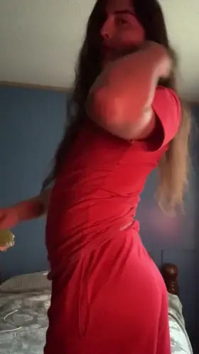 can someone make my cheeks red to match my outfit? 😚