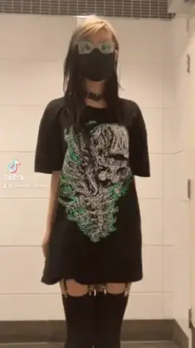 She jiggles with such delight