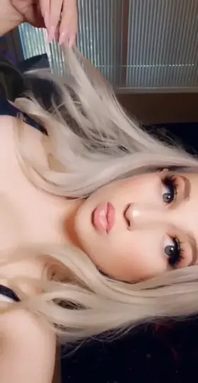 Here to get you rock hard🤤