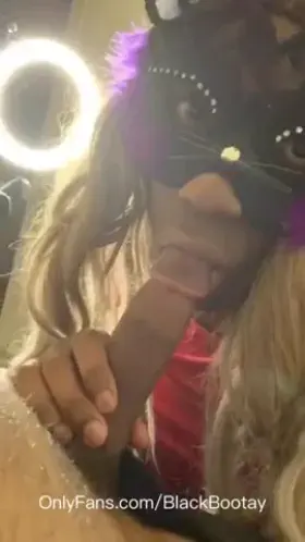 Would you gag me with your cock? 😝