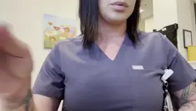 Tried to be brave at my nurses station the other day lol. Then someone walked by at the end..🤦🏻‍♀️