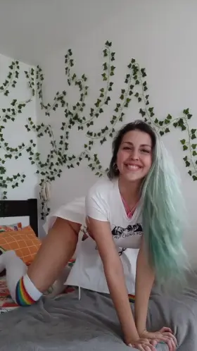 Should I dye my hair pink to match my ropes?