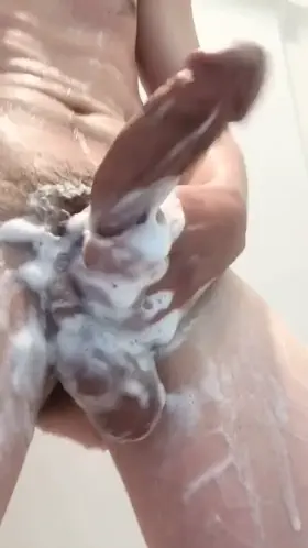 Imagine getting slapped by a horse cock before you get used 😈