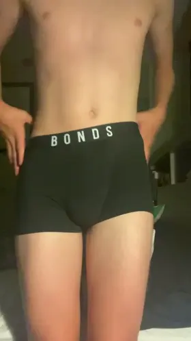 Showing off my butt ~ Hope it’s cute >3< (18)