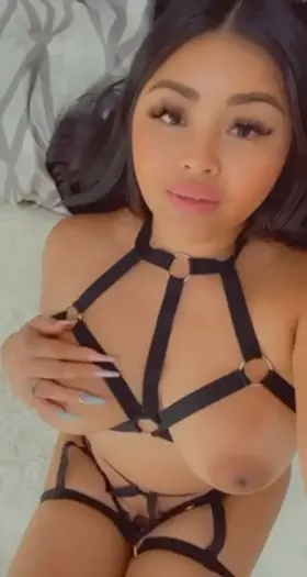 Let me borrow your face & cock for a little while. 😋