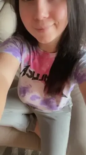 Hiding my boobs under tshirt, do you like them?