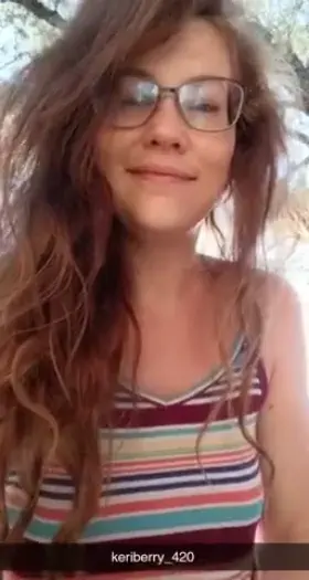 Anyone here into petite MILFs? (f) 39