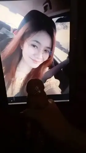 Anyone wants to trib her. I will give the picture