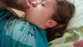 Come give me a kiss after I cum in my own mouth