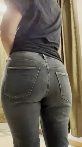 ❤️I’d love to be your favorite milfy❤️ My link is in comments if you are thirsty for more! ❤️$5 Sale❤️