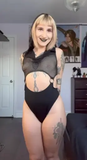 My ass has the ability of turning panties into thongs