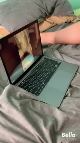 Watching vids of myself riding BBC is my favourite way to get off 💦