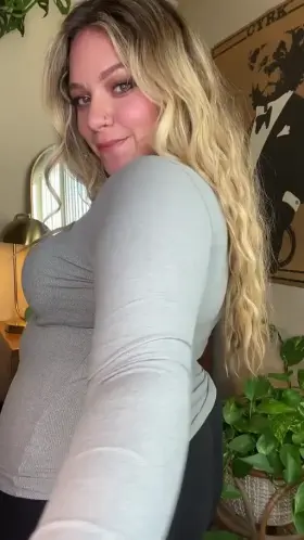 Does this chubby ass make you proud, daddy?