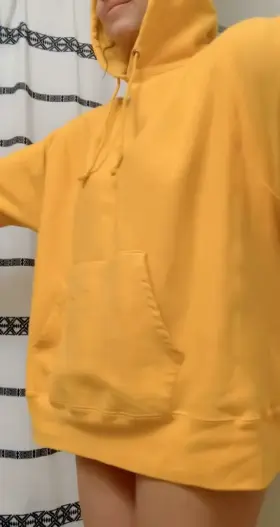 I’ve got something for you underneath my sweatshirt (: