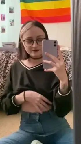 another day another titty gif 🖤😚