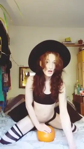 Who wants to be my lil pumpkin? 🎃 Happy Halloween! 🎃