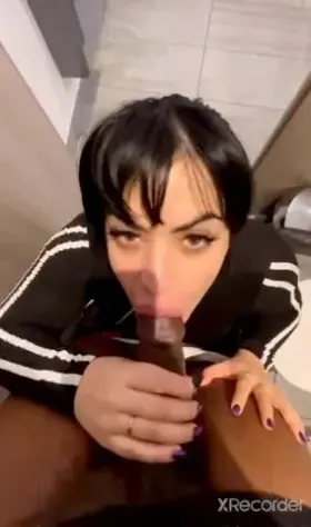 Sexy AF😍👅💦 (Get 2GB Folder includes BG sextapes in Comment)👇👇