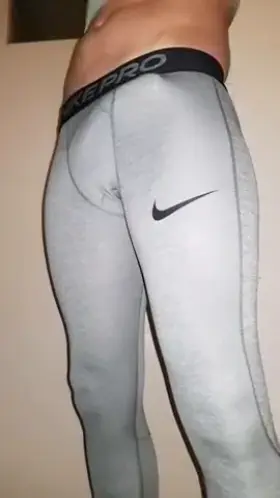 Do you like my new pants? ☺️