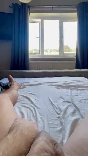 6’1 245lbs, who wants to get stretched by my forearm thick cock every morning