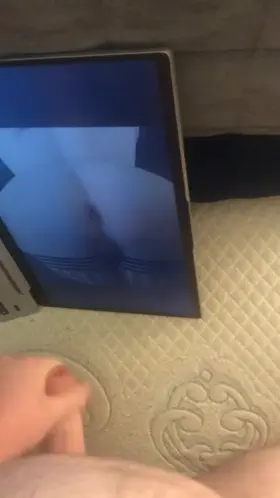 Came all over the wonderful ass of u/Gunners_June