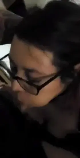 Who’s a good little goth slut? 😇🖤