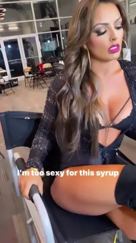 Mandy’s new look and attitude has brought a whole new level of sexy from her