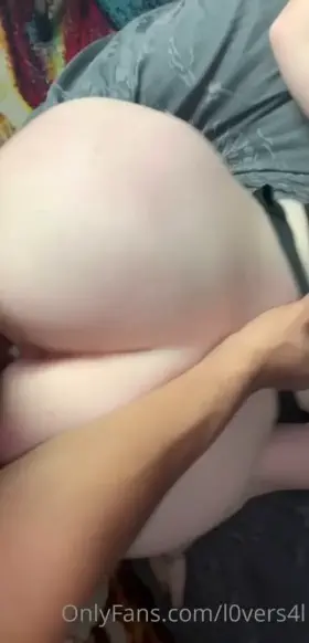 Why she’s not texting back