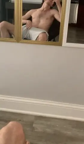 [22] Yeah, yeah, yeah. Keep doing it exactly like that. Just like that.