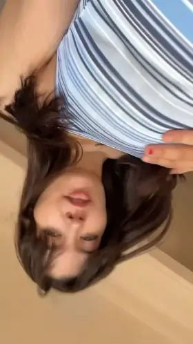 Big Ass Brunette Curvy Shaking Thick Thighs