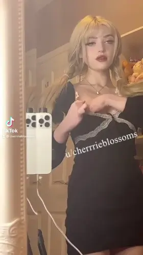 first post here! i was filming tiktoks and got bored...so i did a little jiggle for reddit instead ;-)