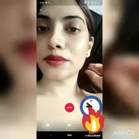 [f] Cute Indian Girl N*Ude Strip Selfie Video |Must Watch| Download Link in Commentss