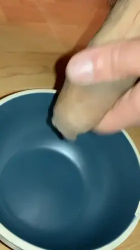 Big cum with a bit of moaning this time!