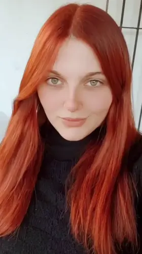 Surrender to this Queen's beauty, beta 🤏👸