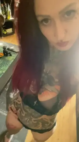 I can be the bad girl you want daddy, check my profile to see more 😇