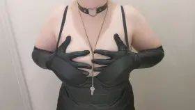 Short cute goth girls make the best hotwives