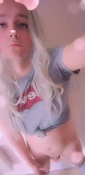 Being perma-locked means this the only way im allowed to cum 🥵