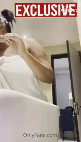 🔥🥰Oasi Das New Latest 30$ Exclusive OnlyFans Shower 🚿 Clip 