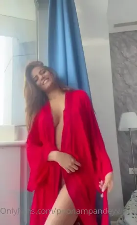 I like Red- Poonam Pandey (Check Commennts)