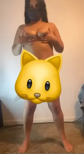 Watch your nanny get oiled 😘