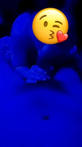 Sucking off my cub 🥰