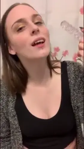 I want to make new friends. Is this a good activity for that!? :)