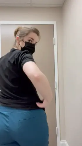Would you meet me in the bathroom for a quicky?