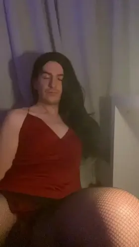 Here is the prove that Bimbo Bitch Sarah is really only my property 😈