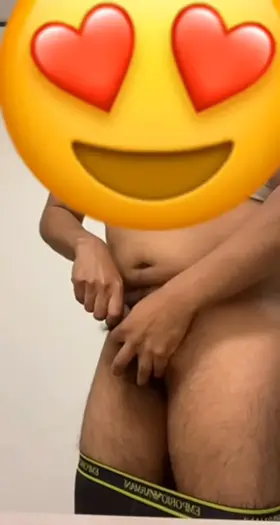 I wish you were on your knees 😘😘😘