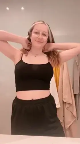 here’s to all the boners I plan to give you this year 🥂