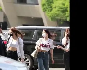 Le Sserafim - Yunjin ft. Kazuha