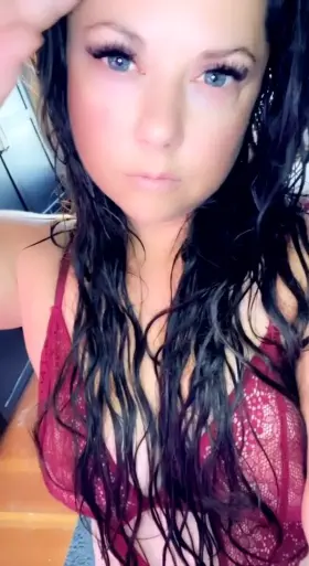 37f 2 kids, would you still fuck me?