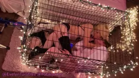 what if we kissed in the fuckmachine cage? ;)