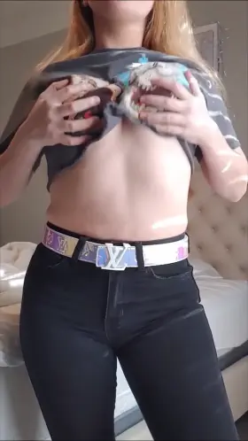 Cute outfit, but I'm happier naked!