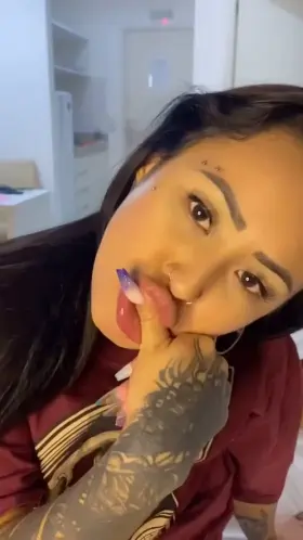 Can I be your secret Filipina slut? 😝